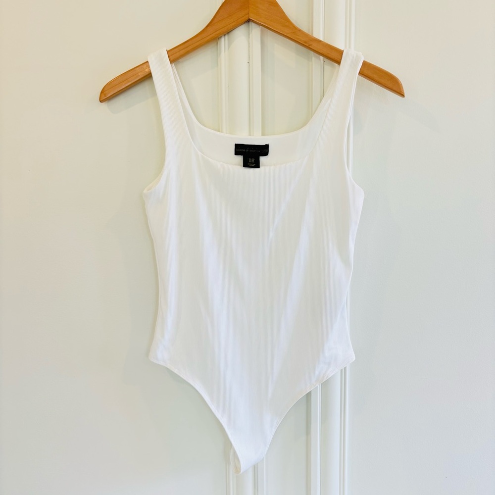 House of Harlow 1960 White Ribbed Square Neck Bodysuit Size Medium